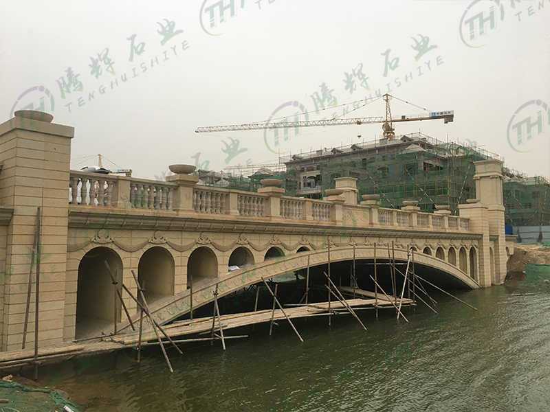 桥栏杆安装案例