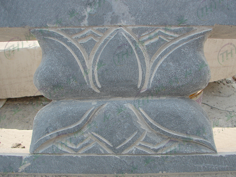 青石栏杆安装案例