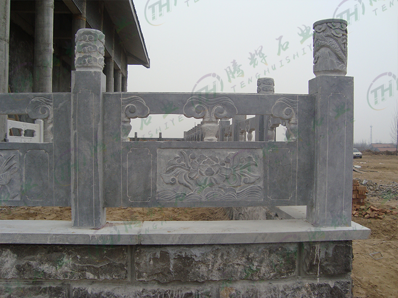 青石栏杆安装案例