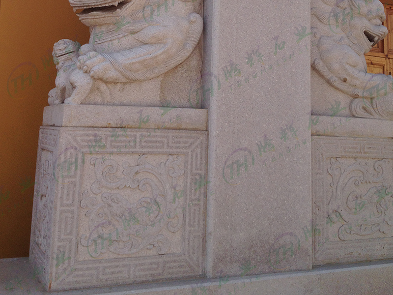 花岗岩牌坊安装案例