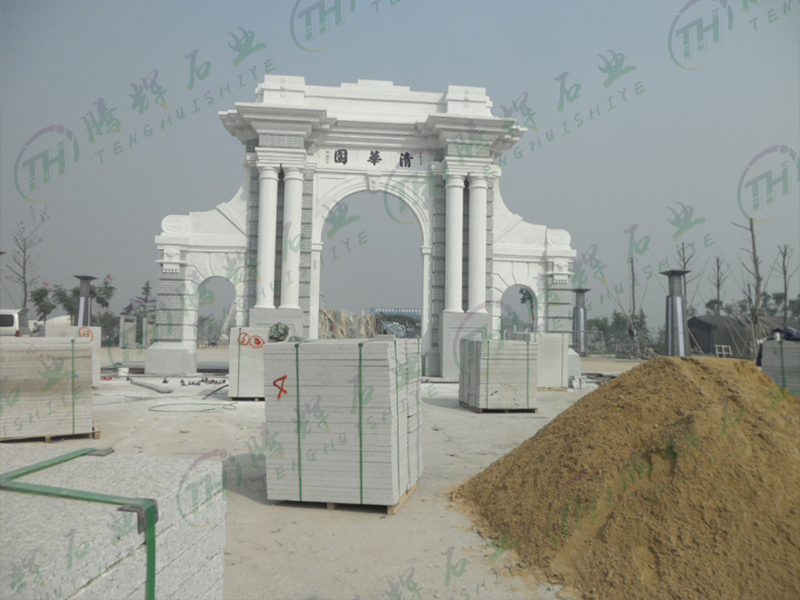 清华园石大门同款安装案例