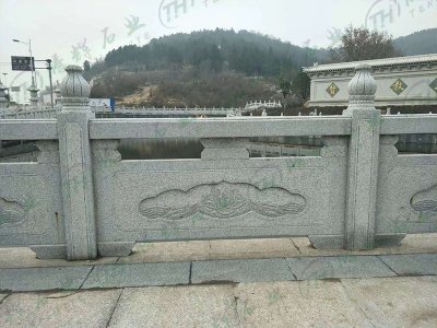 实拍花岗岩河道栏杆