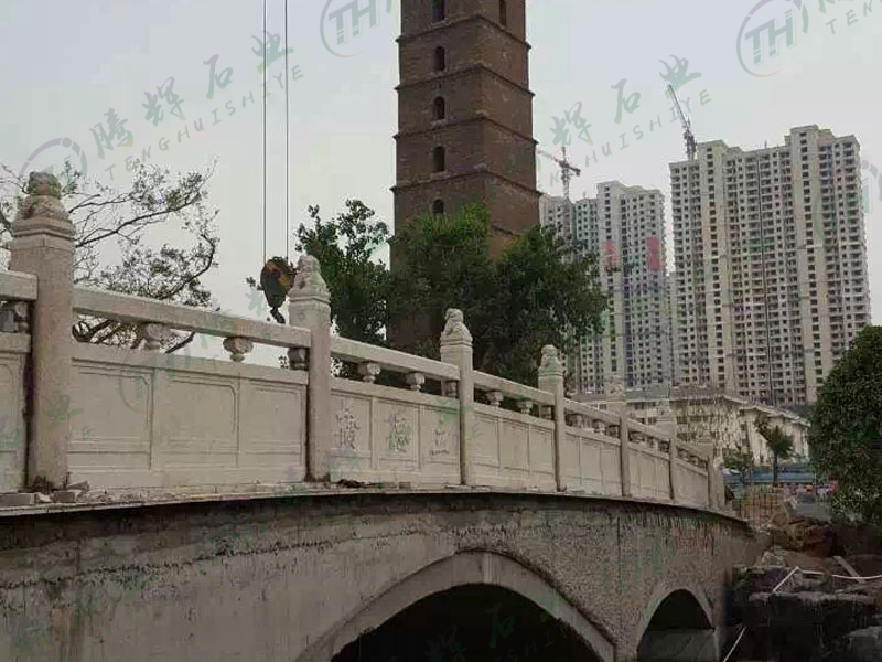 河南洛阳洛邑古城桥栏杆