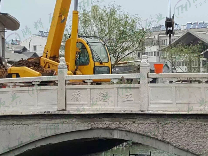 河南洛阳洛邑古城桥栏杆