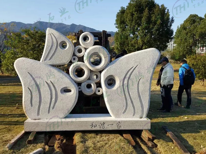 浙江台州公园石雕小品