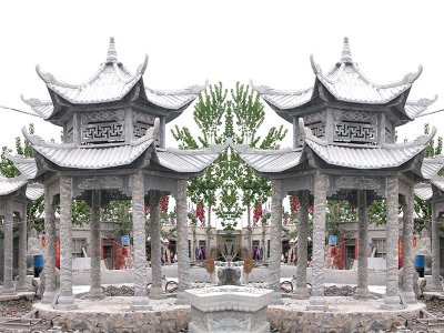 复古式双层石亭子