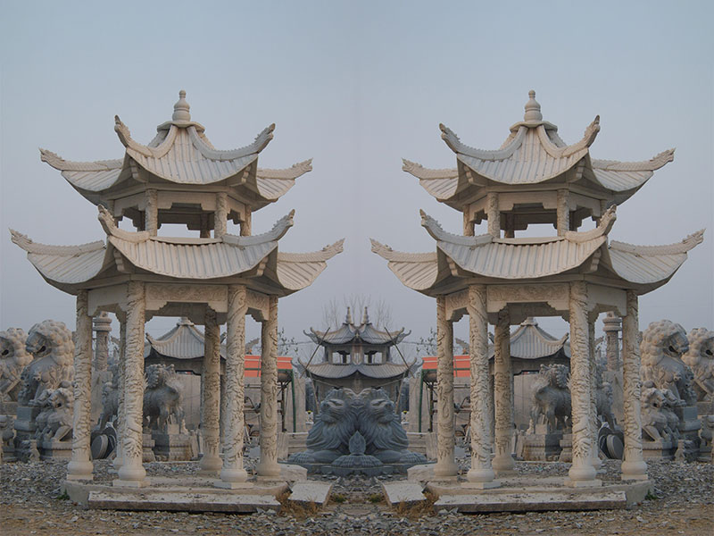 景区双层石亭子