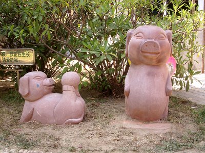 红砂岩石雕十二生肖