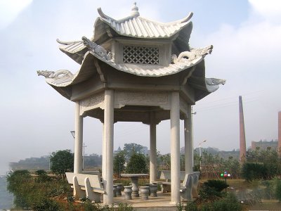 双层六角石凉亭