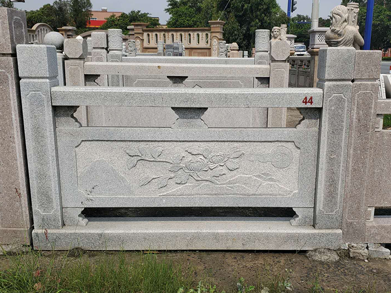 花岗岩菊花纹石栏杆