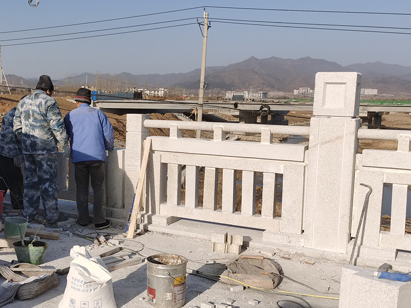 湖南邵阳洞口县湿地公园河道石栏杆